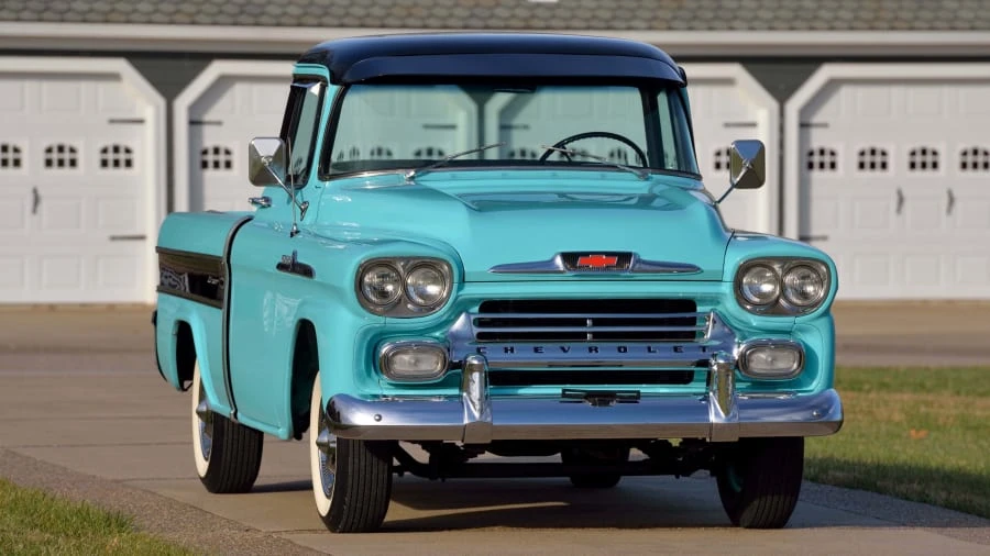 1958 Chevrolet Task Force - Image 29 of 30