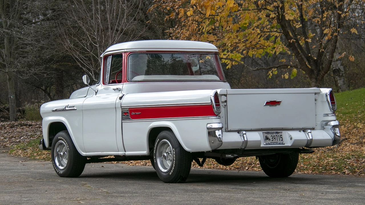 1958 Chevrolet Task Force - Image 3 of 17
