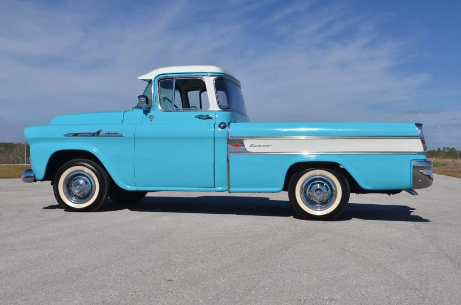 1958 Chevrolet Task Force - Image 2 of 8
