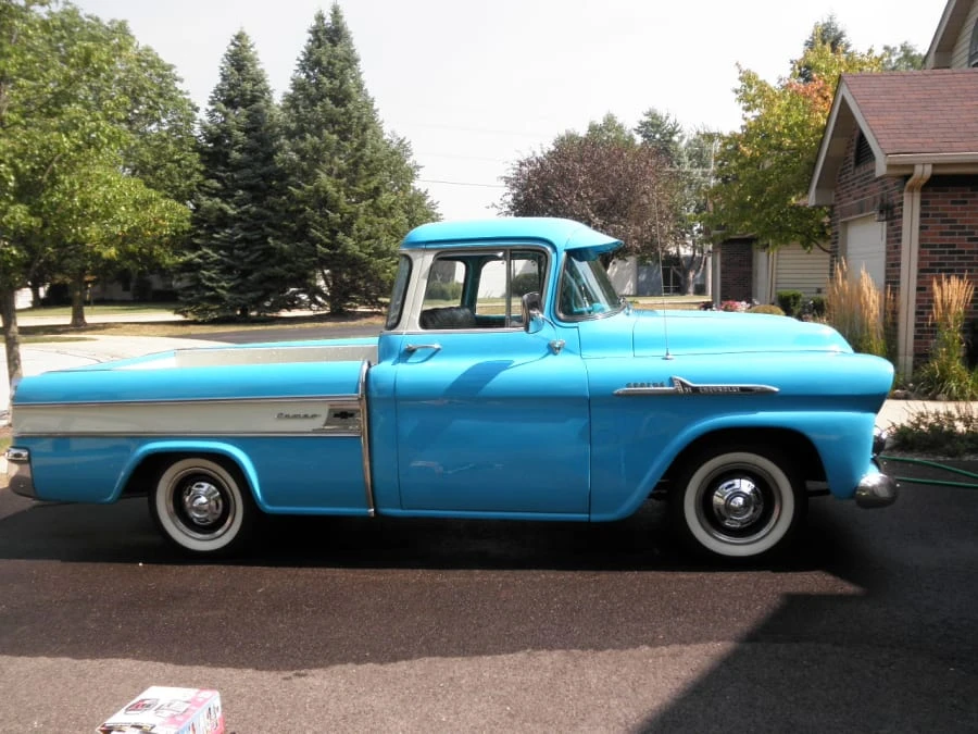 1958 Chevrolet Task Force - Image 2 of 8