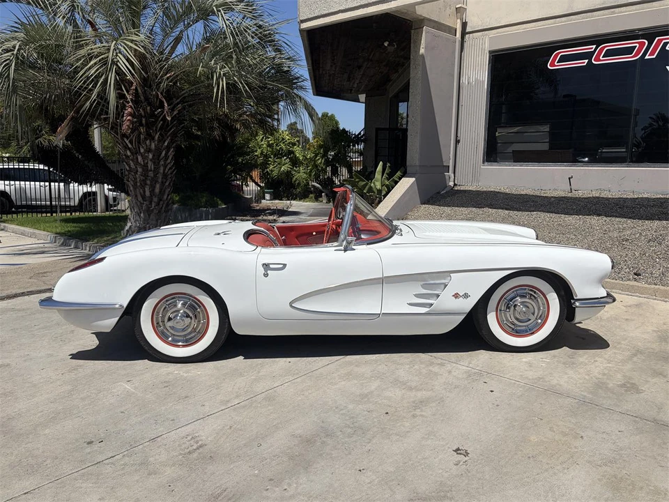 1958 Chevrolet Corvette C1 - Image 16 of 31