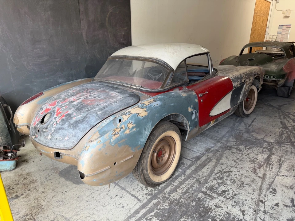 1958 Chevrolet Corvette C1 - Image 2 of 9