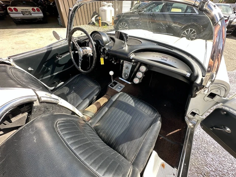 1958 Chevrolet Corvette C1 - Image 14 of 21
