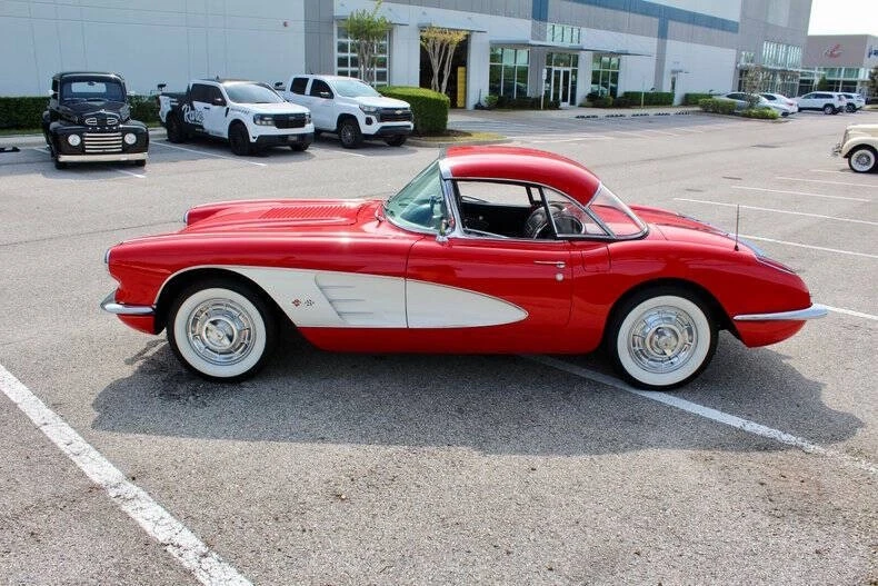 1958 Chevrolet Corvette - Image 25 of 31