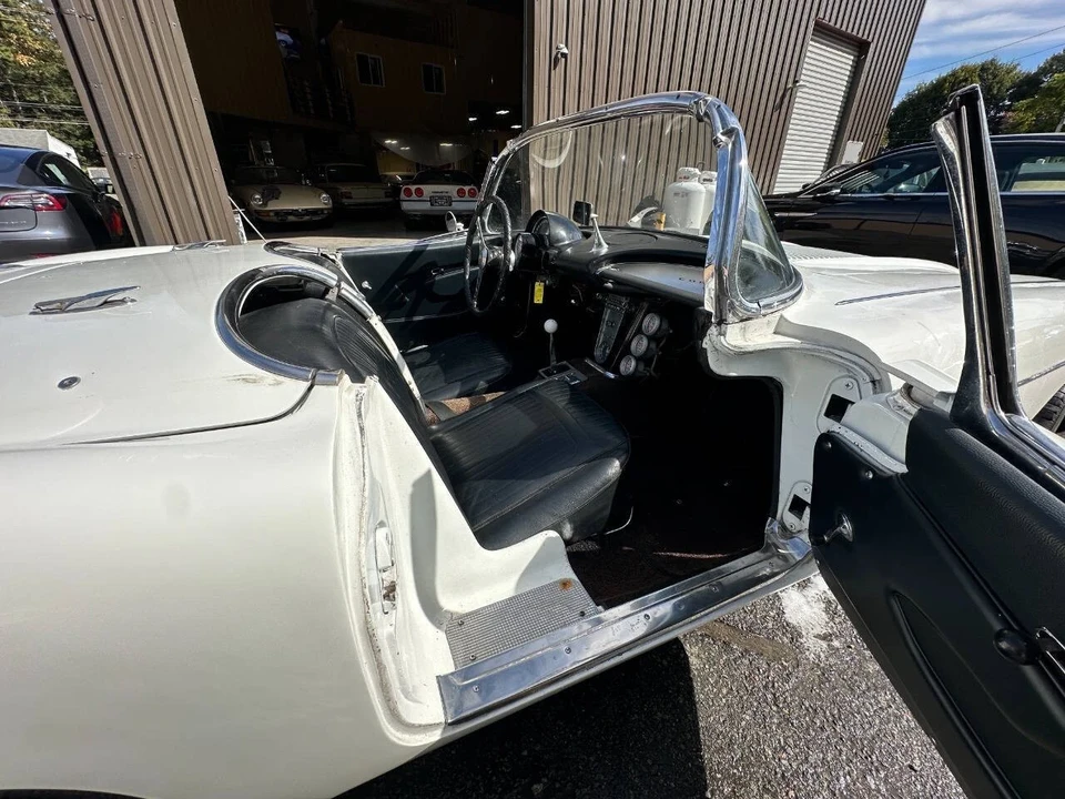 1958 Chevrolet Corvette C1 - Image 13 of 21