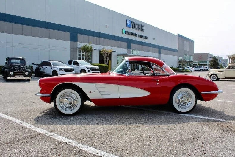 1958 Chevrolet Corvette - Image 8 of 31