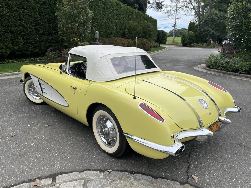 1958 Chevrolet Corvette C1 - Image 17 of 31
