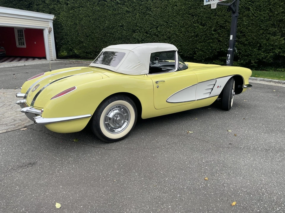 1958 Chevrolet Corvette C1 - Image 16 of 31