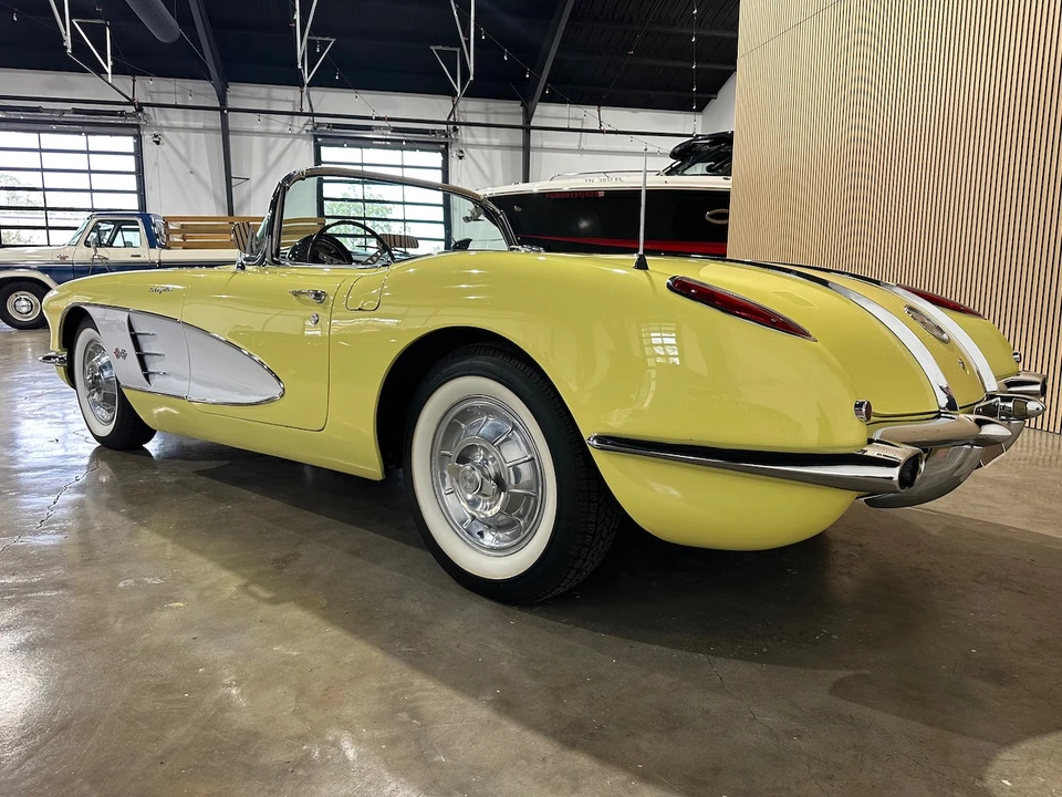 1958 Chevrolet Corvette C1 - Image 16 of 31
