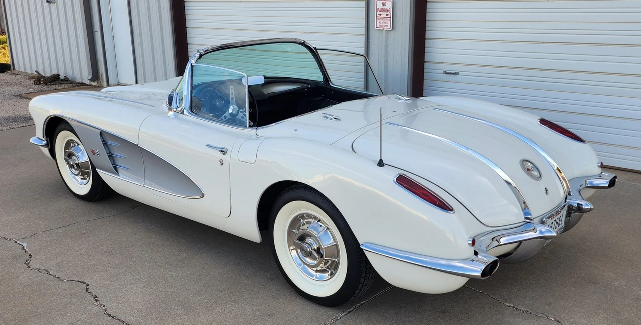 1958 Chevrolet Corvette C1 - Image 16 of 31