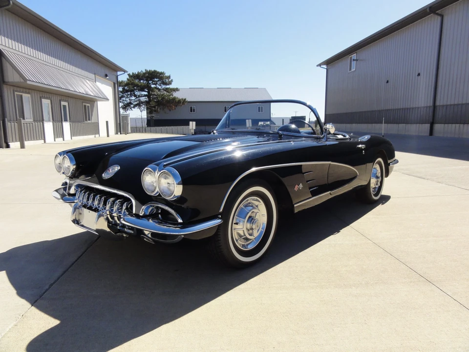 1958 Chevrolet Corvette C1 - Image 2 of 31