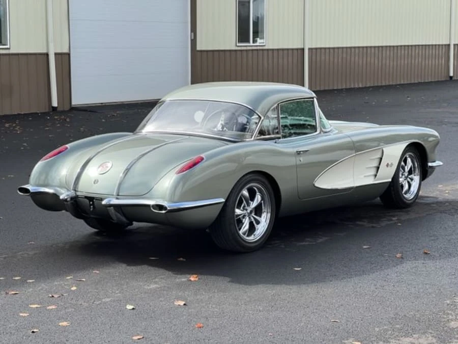 1958 Chevrolet Corvette C1 - Image 2 of 16