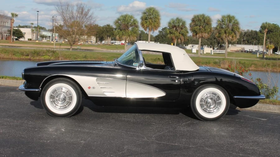 1958 Chevrolet Corvette C1 - Image 2 of 31