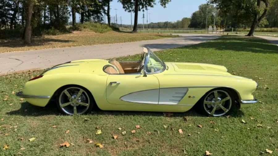 1958 Chevrolet Corvette C1 - Image 2 of 14