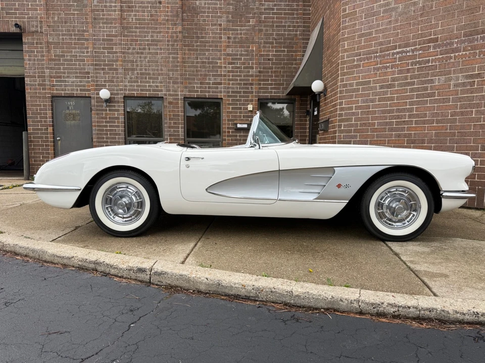 1958 Chevrolet Corvette C1 - Image 16 of 31