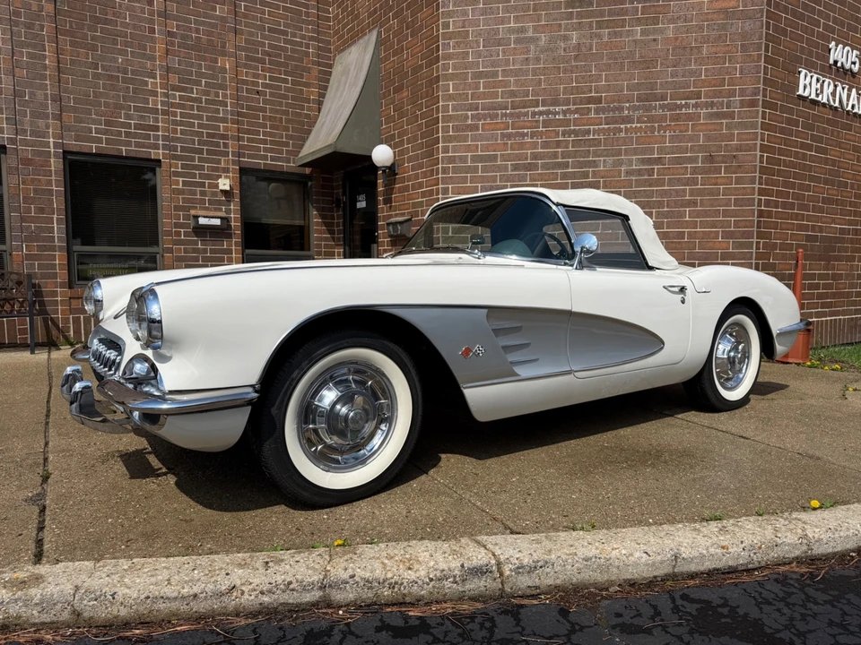 1958 Chevrolet Corvette C1 - Image 2 of 31