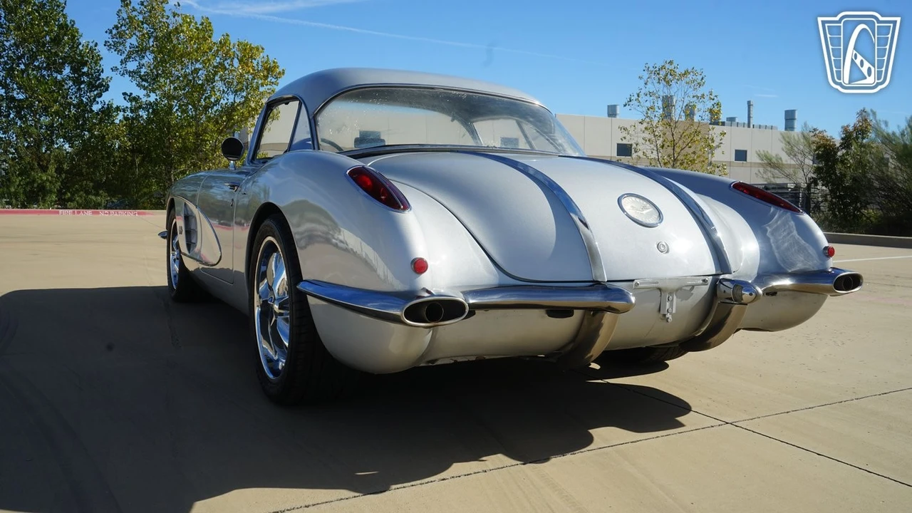 1958 Chevrolet Corvette C1 - Image 11 of 12