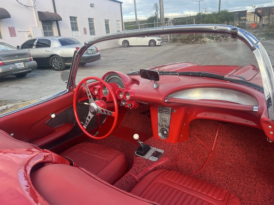 1958 Chevrolet Corvette C1 - Image 15 of 21