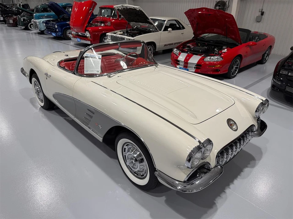 1958 Chevrolet Corvette C1 - Image 10 of 31