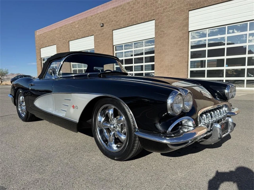 1958 Chevrolet Corvette C1 - Image 2 of 31