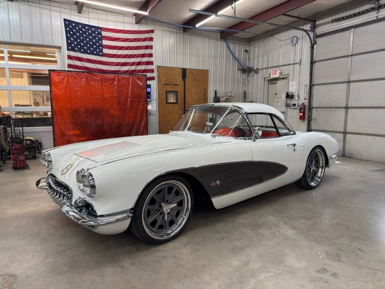 1958 Chevrolet Corvette C1 - Image 2 of 3