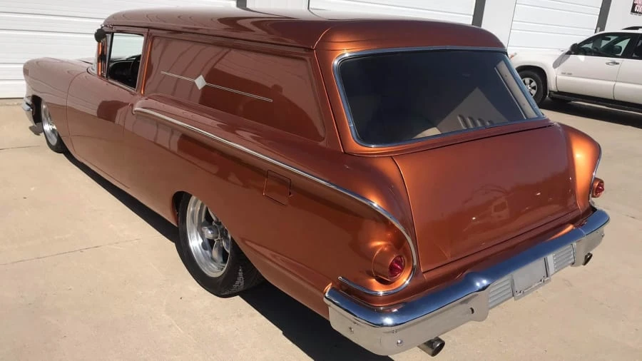 1958 Chevrolet Task Force - Image 3 of 15
