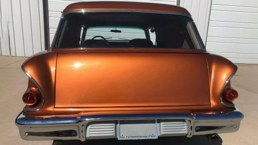 1958 Chevrolet Task Force - Image 11 of 15