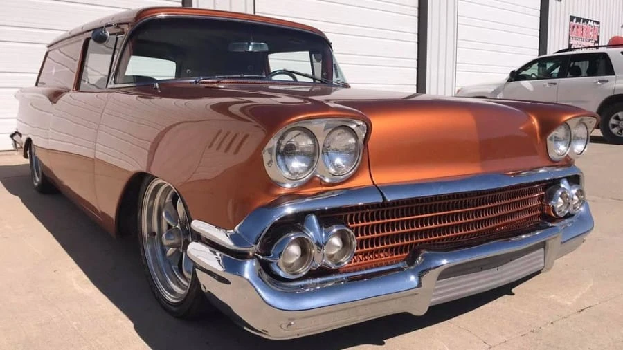 1958 Chevrolet Task Force - Image 13 of 15