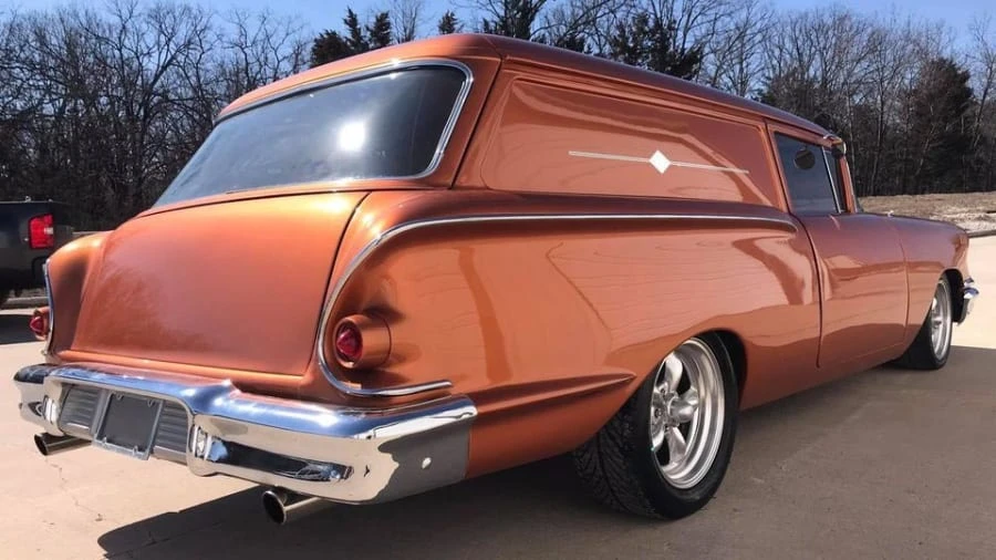 1958 Chevrolet Task Force - Image 14 of 15