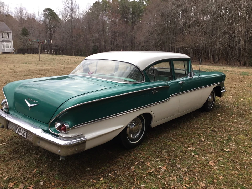 1958 Chevrolet Biscayne - Image 10 of 31