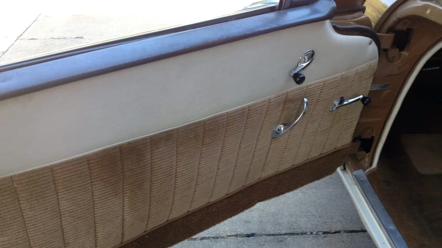 1958 Chevrolet Biscayne - Image 6 of 8