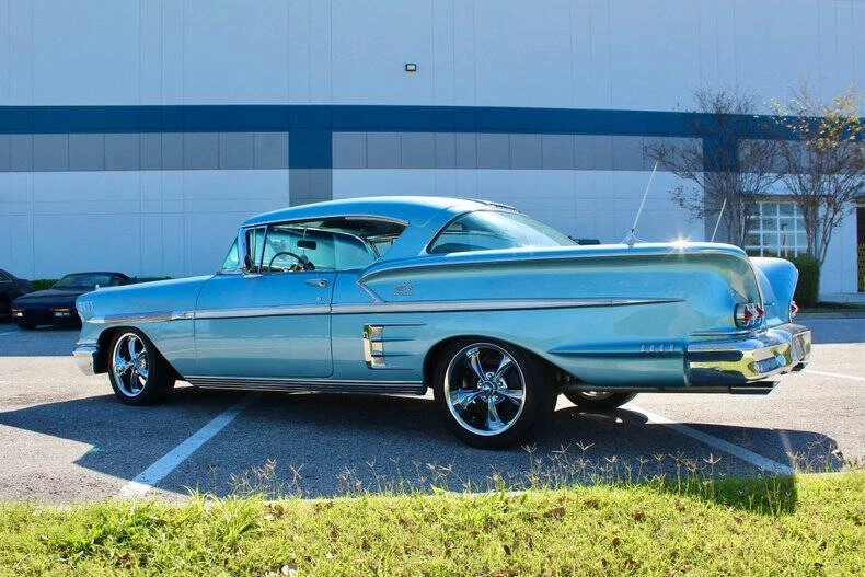 1958 Chevrolet Impala 1st Gen - Image 11 of 12