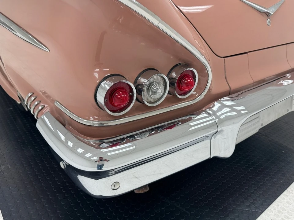 1958 Chevrolet Impala 1st Gen - Image 17 of 31