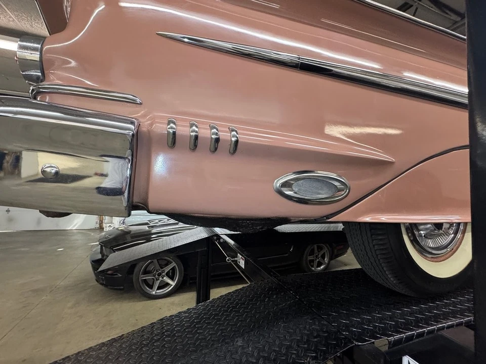 1958 Chevrolet Impala 1st Gen - Image 26 of 31