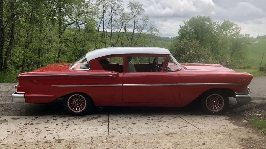 1958 Chevrolet Impala 1st Gen - Image 10 of 11