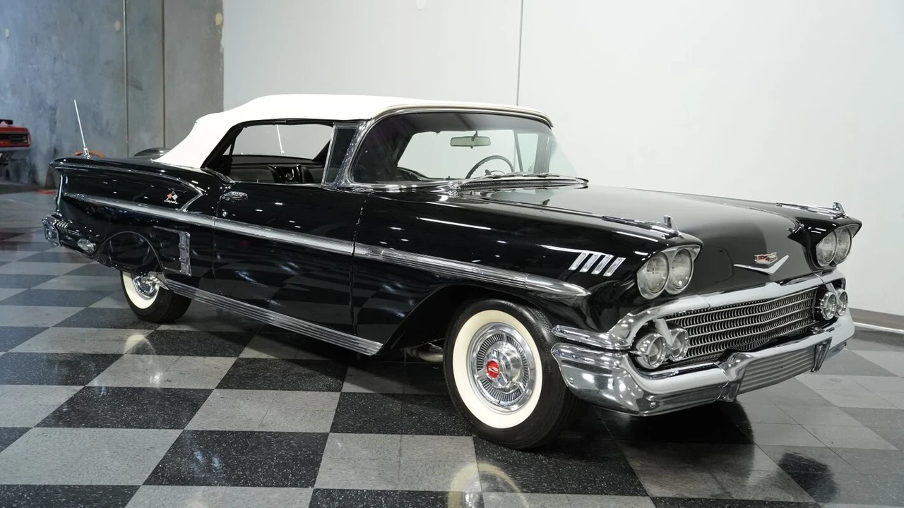 1958 Chevrolet Impala 1st Gen - Image 14 of 21