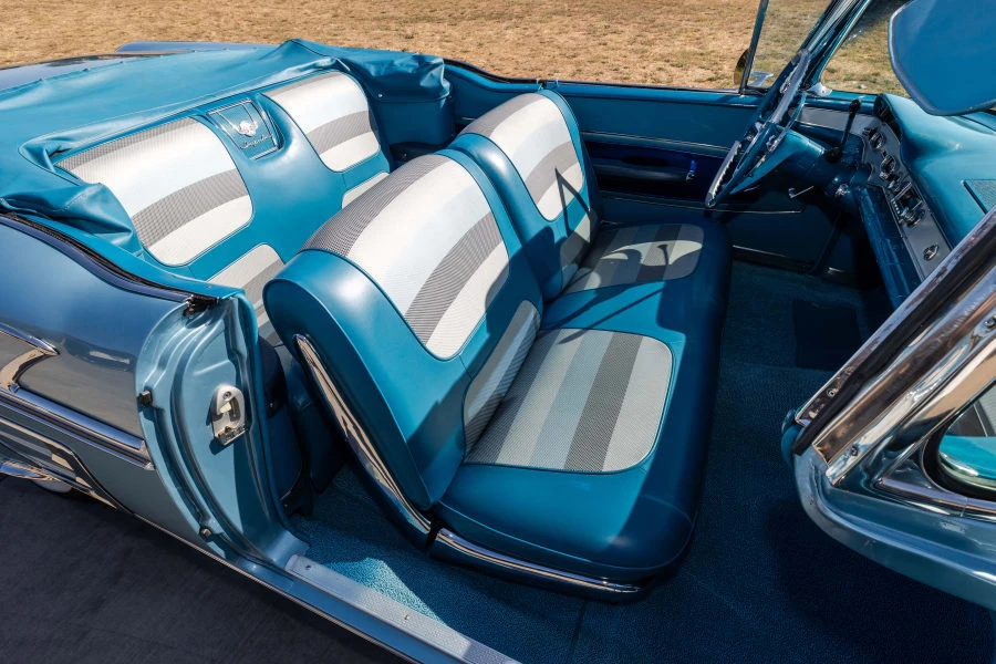 1958 Chevrolet Impala 1st Gen - Image 25 of 31