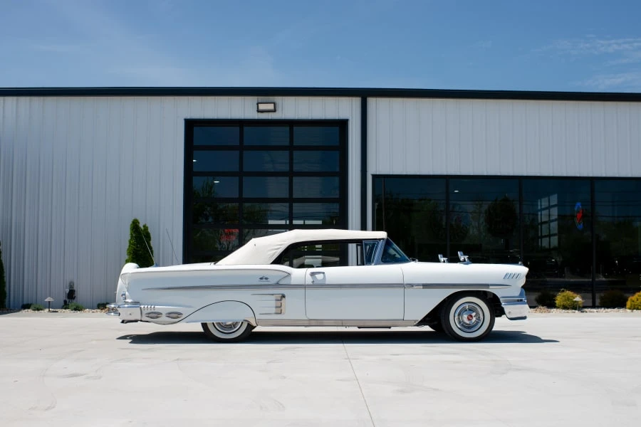 1958 Chevrolet Impala 1st Gen - Image 24 of 31