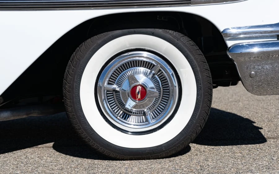 1958 Chevrolet Impala 1st Gen - Image 25 of 31