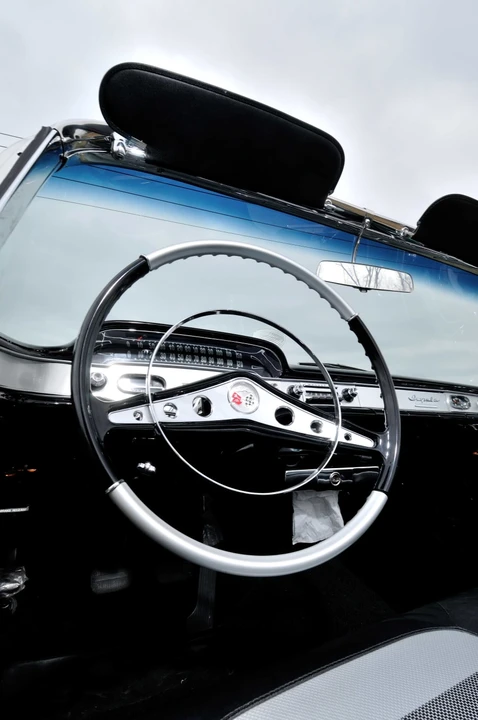 1958 Chevrolet Impala 1st Gen - Image 11 of 12