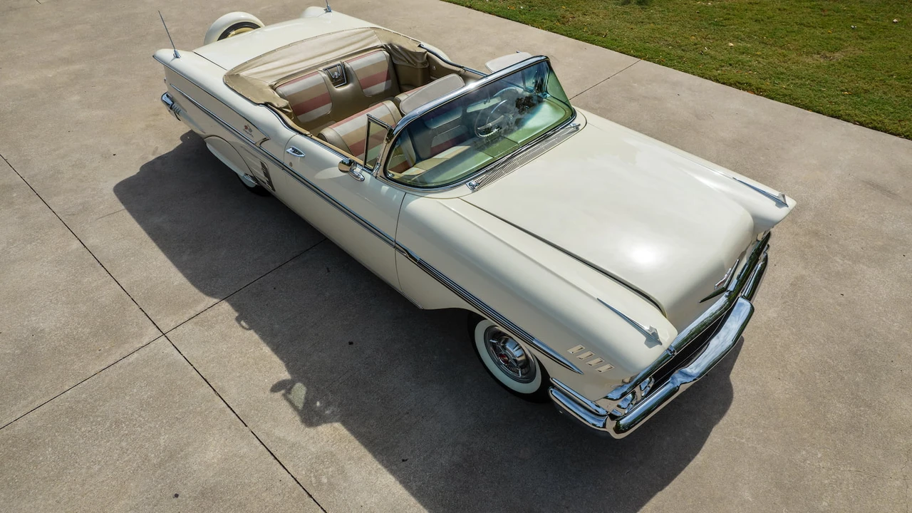 1958 Chevrolet Impala 1st Gen - Image 23 of 31