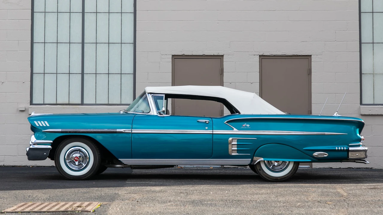 1958 Chevrolet Impala 1st Gen - Image 2 of 18