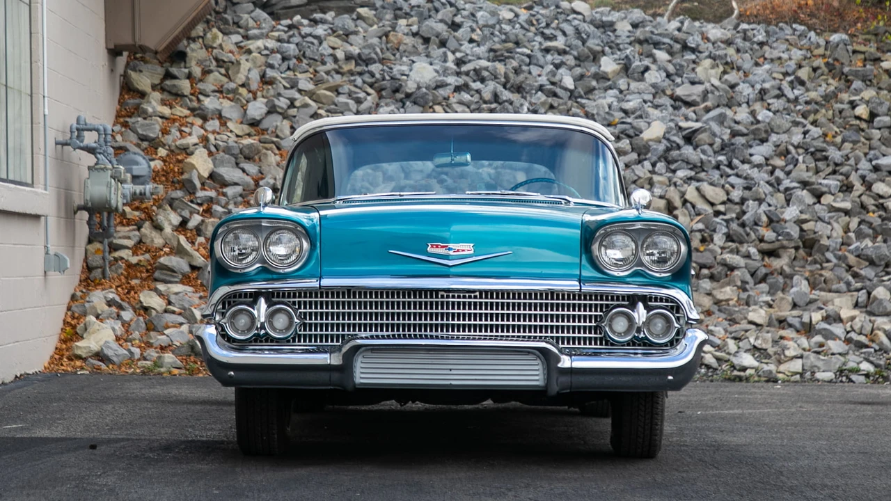 1958 Chevrolet Impala 1st Gen - Image 9 of 18