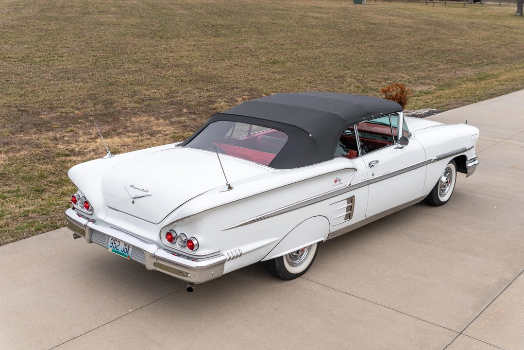 1958 Chevrolet Impala 1st Gen - Image 26 of 31