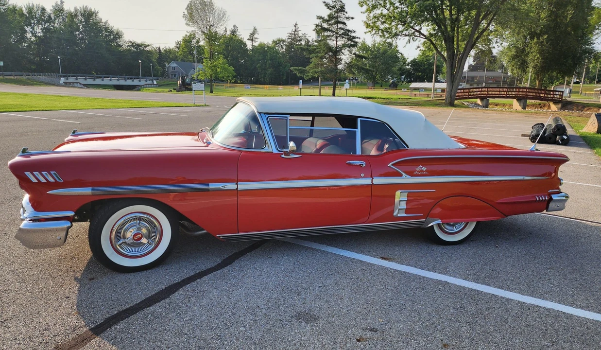 1958 Chevrolet Impala 1st Gen - Image 11 of 31