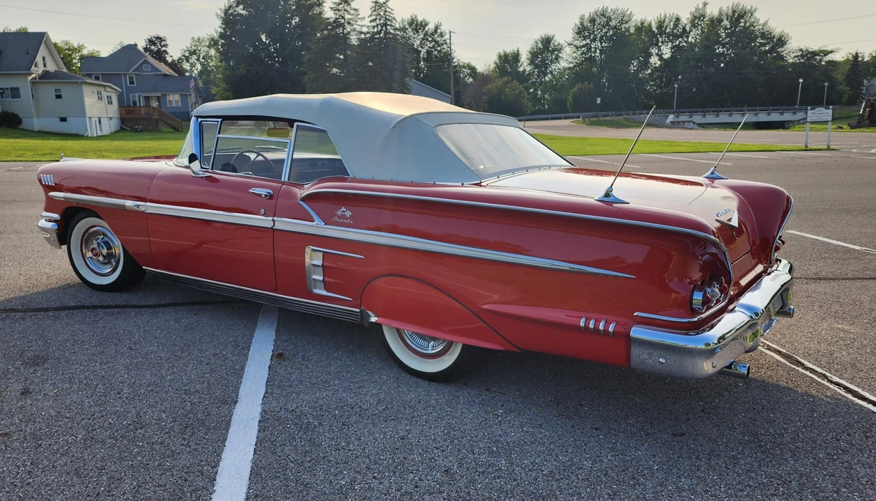 1958 Chevrolet Impala 1st Gen - Image 12 of 31