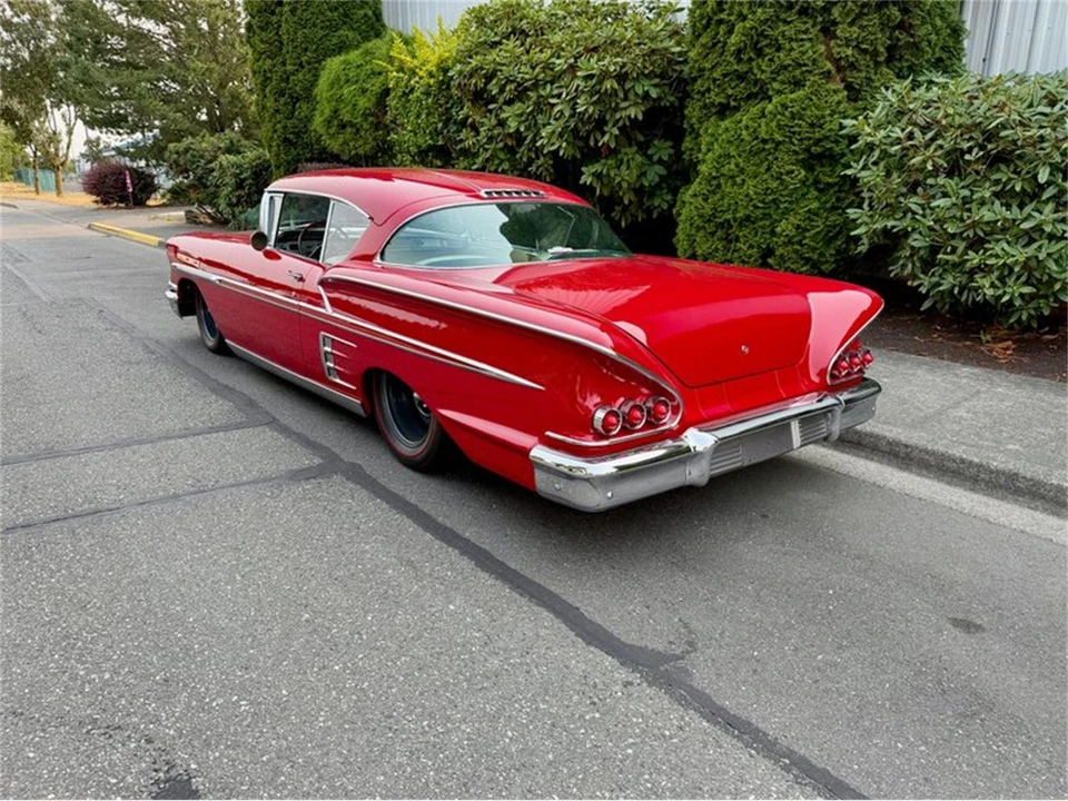 1958 Chevrolet Impala 1st Gen - Image 25 of 31