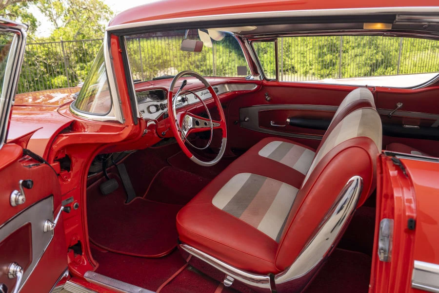 1958 Chevrolet Impala 1st Gen - Image 25 of 31