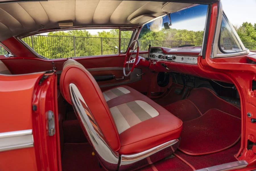 1958 Chevrolet Impala 1st Gen - Image 27 of 31