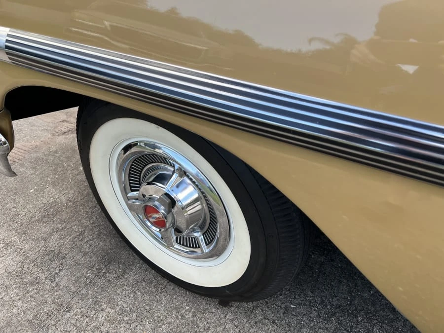1958 Chevrolet Impala 1st Gen - Image 10 of 13